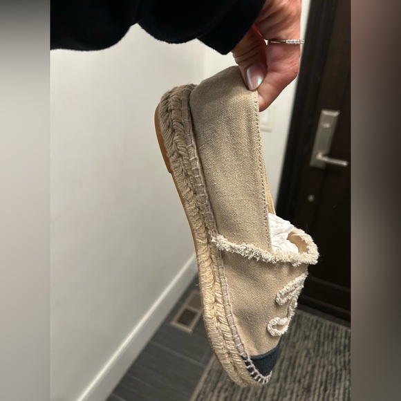 Chanel espadrilles - Picture 9 of 10